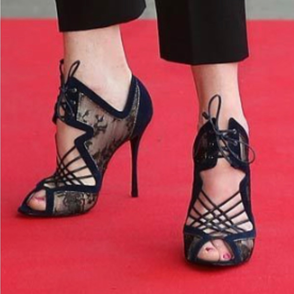 Nicholas Kirkwood Black Lace w Leather Pumps  SZ: 36.5 / 6.5 US